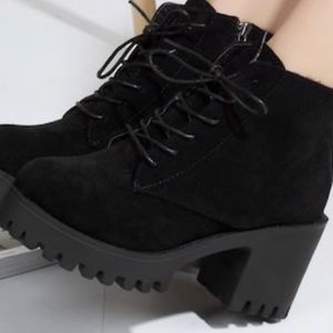 Black chunky velvet lace up boots
